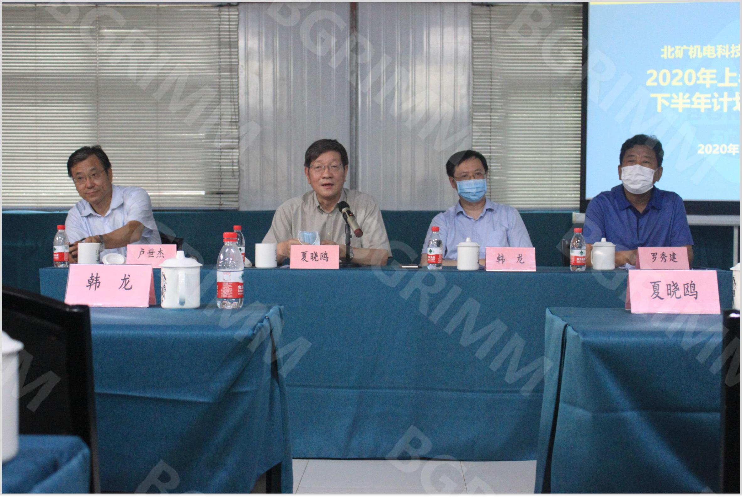 92ed82186fb546dda36c11128791a055.jpg 92ed82186fb546dda36c11128791a055.jpg